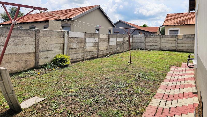 2 Bedroom Property for Sale in Brits North West